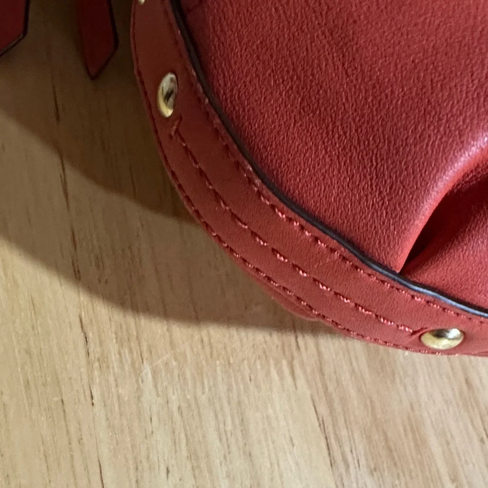 Coach 2013 Signature Red and Cream Shoulder Bag - Picture 4 of 7